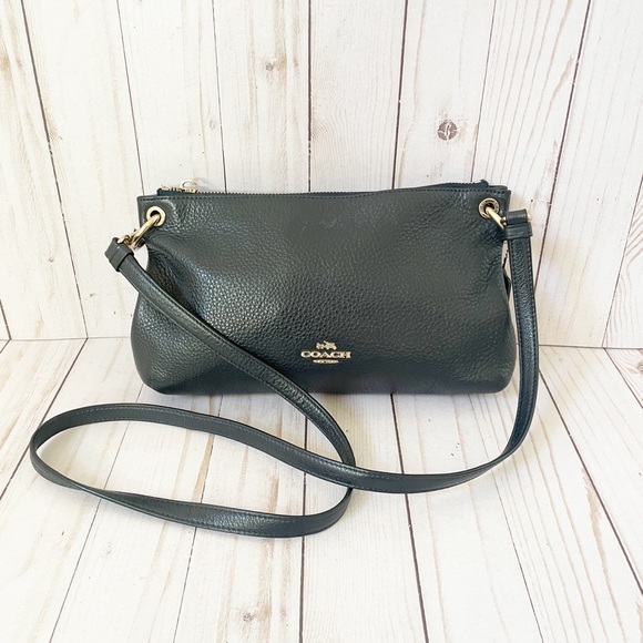 Coach Handbags - Coach Black Leather Crossbody Shoulder Bag